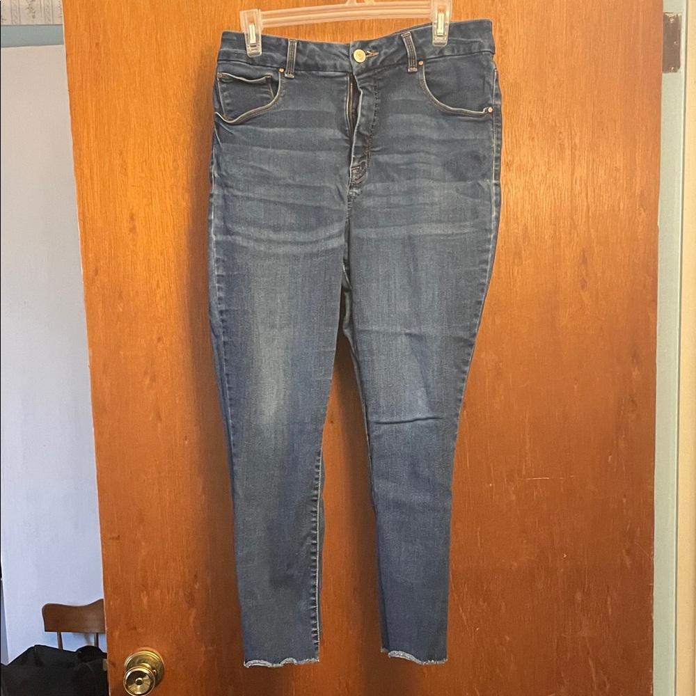 Time and Tru Dark Blue Ankle Jeans